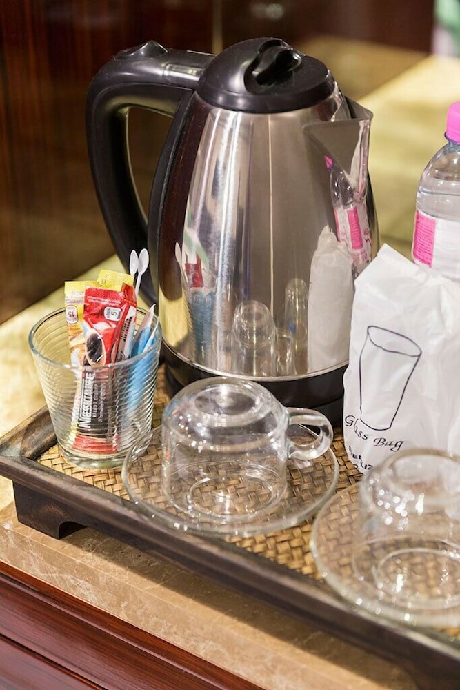 Фото Ratchada Point Hotel