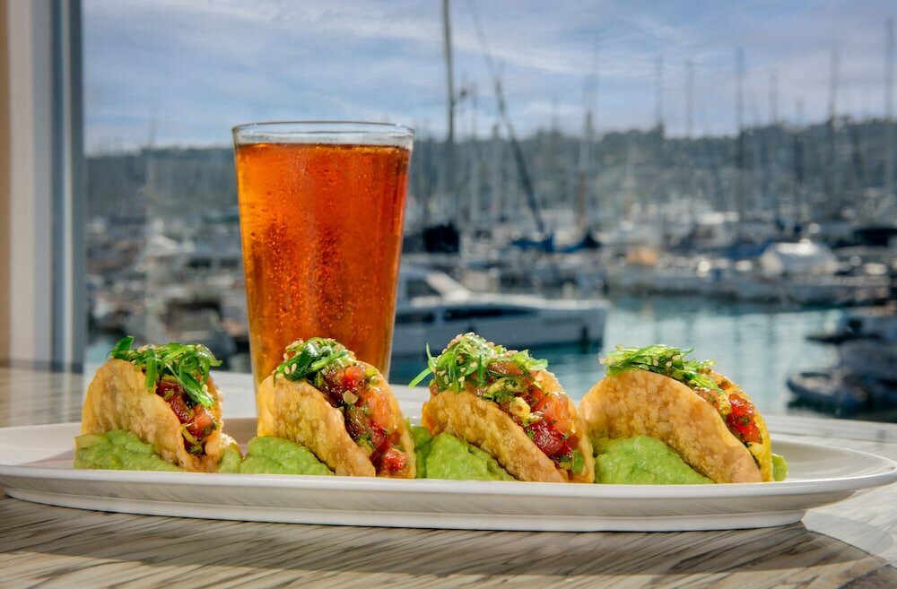 Фото Humphreys Half Moon Inn