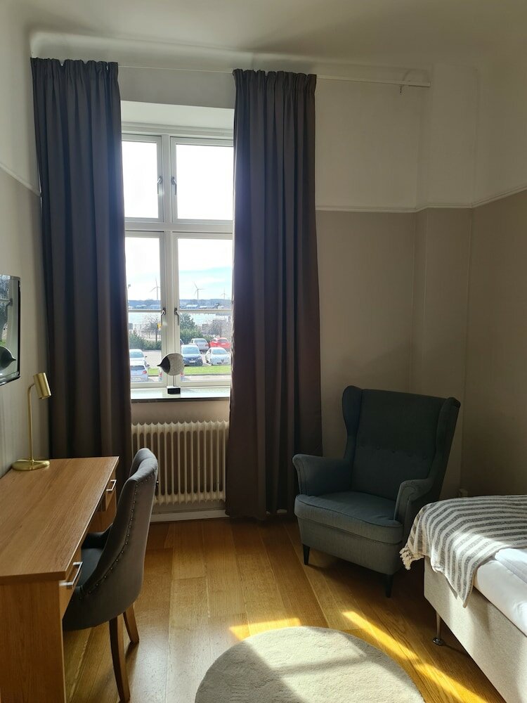 Фото Hamnhotellet Kronan