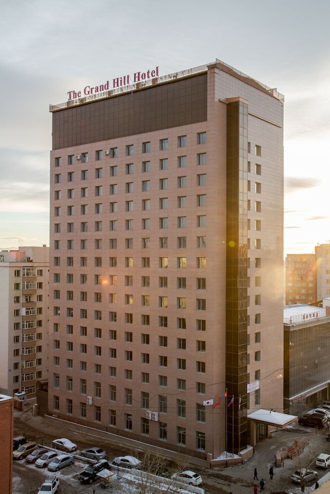 Фото The Grand Hill Hotel