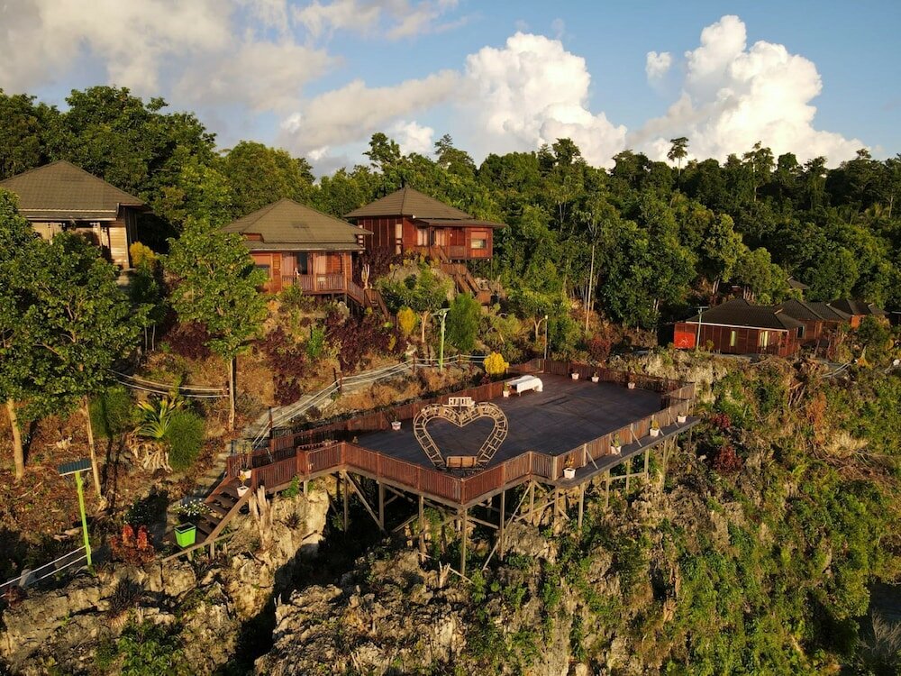 Фото Noah Maratua Resort