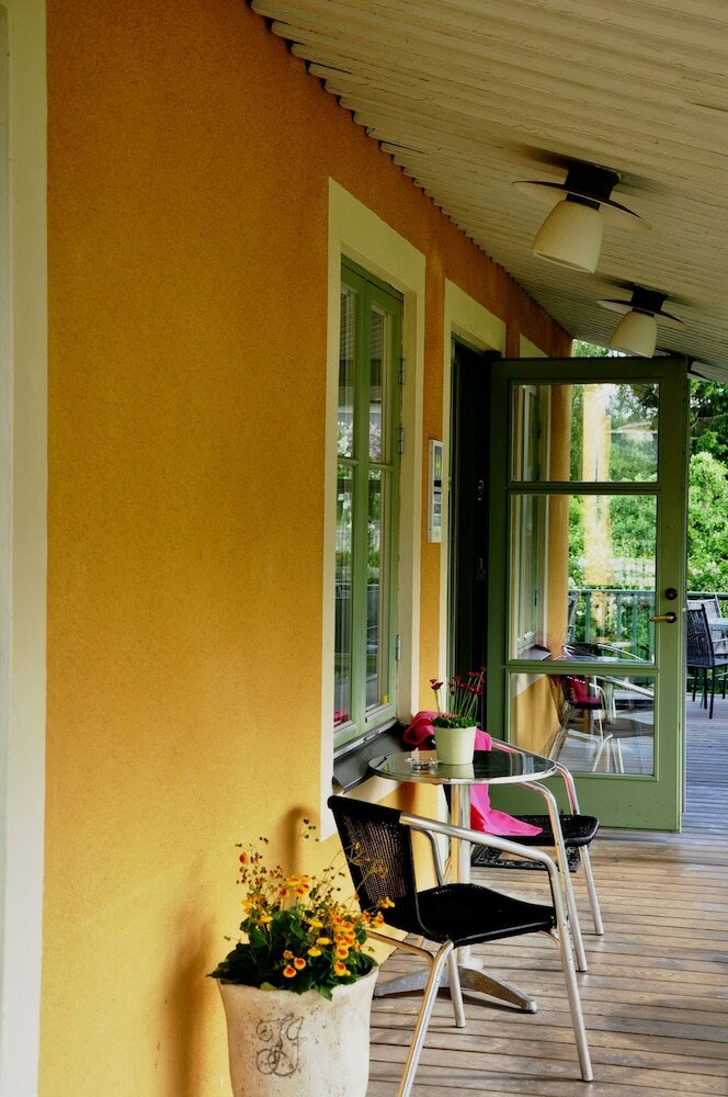 Фото Maude's Hotel Enskede Stockholm