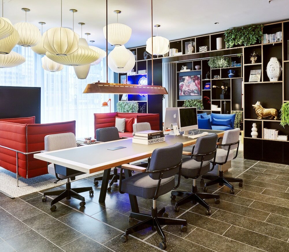 Фото CitizenM London Victoria Station