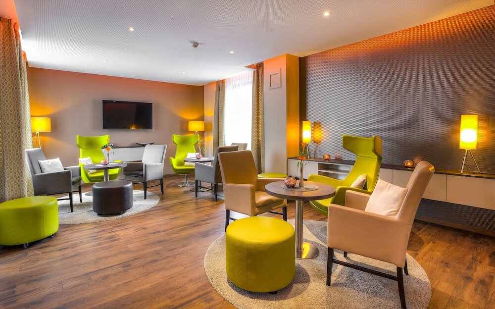 Фото Hotel Kleefelder Hof