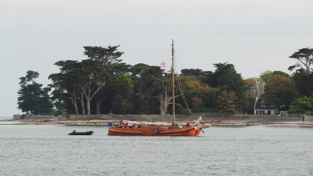 Фото Hotel Kyriad Quimper Sud