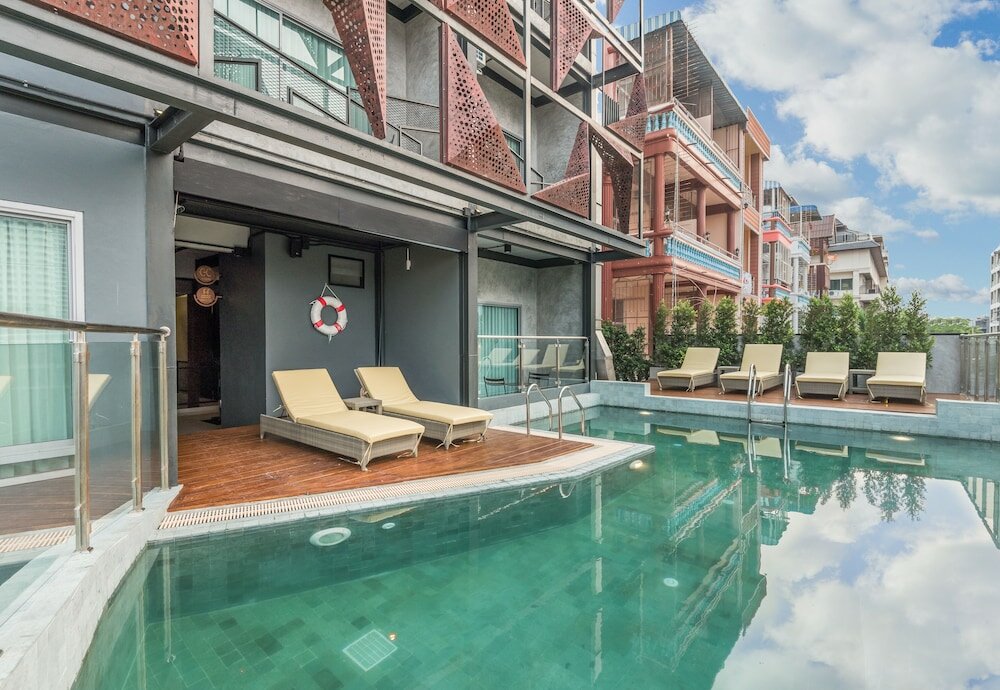 Фото отеля 2