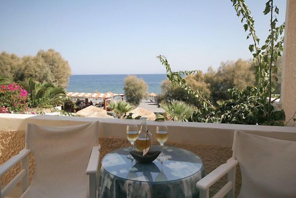 Фото The Boathouse Hotel