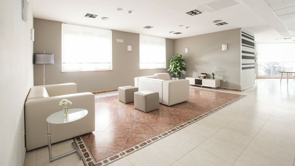 Фото Hotel Isabel de Segura