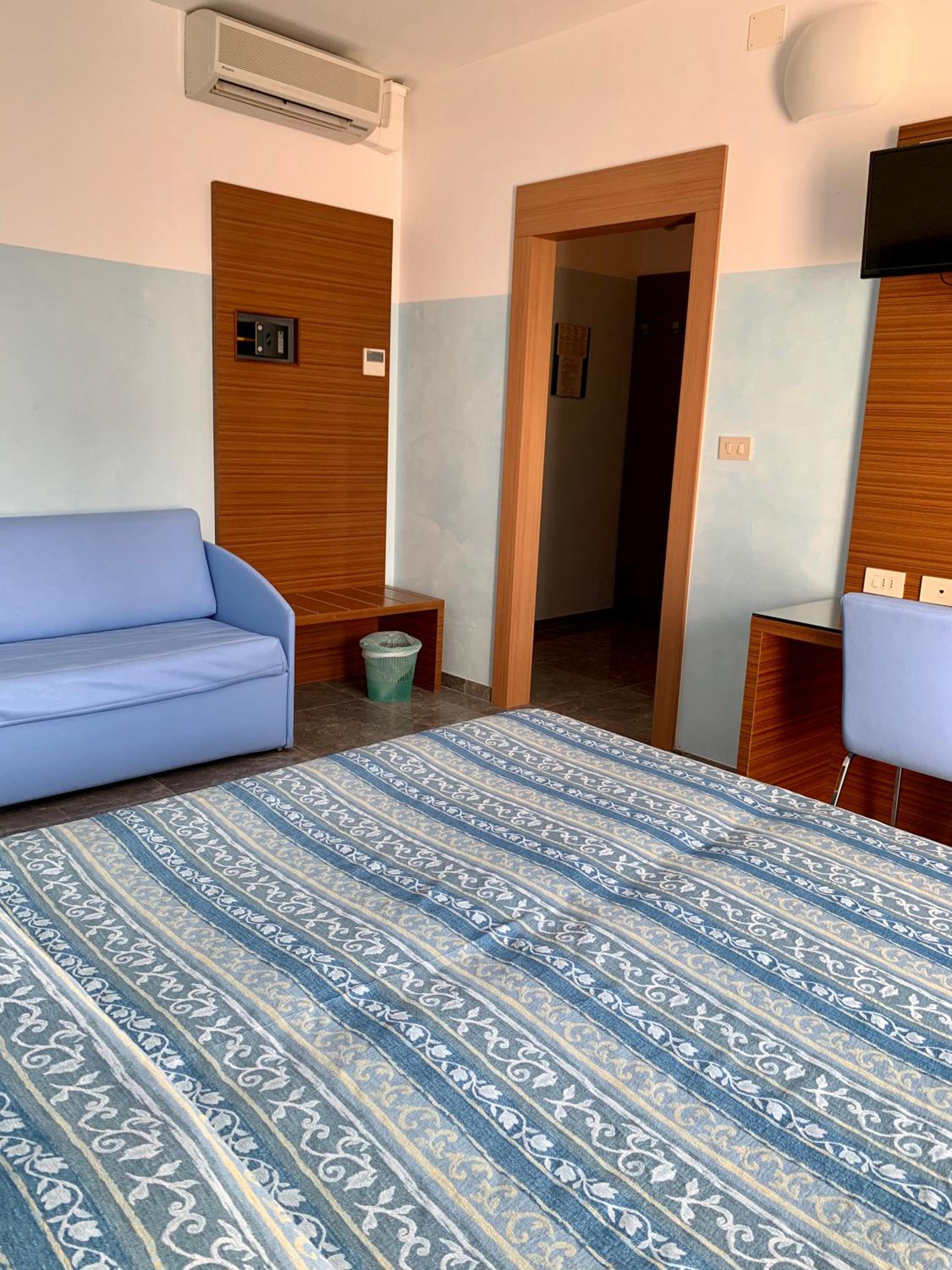 Фото Hotel Serena