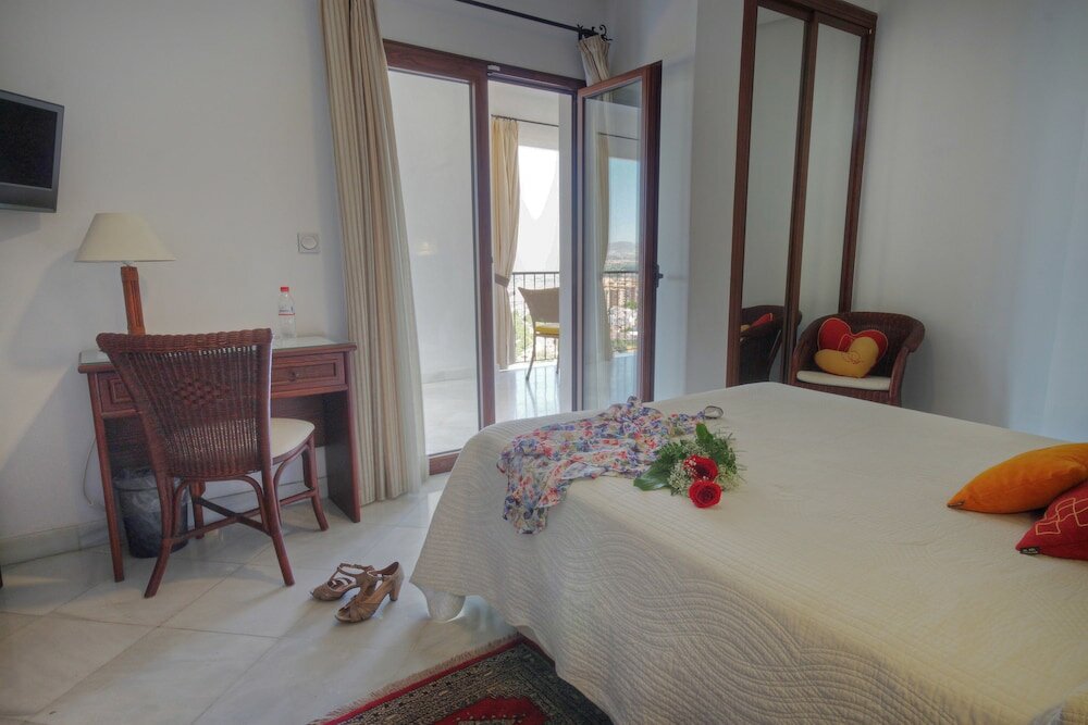 Фото Hotel Mirador Arabeluj