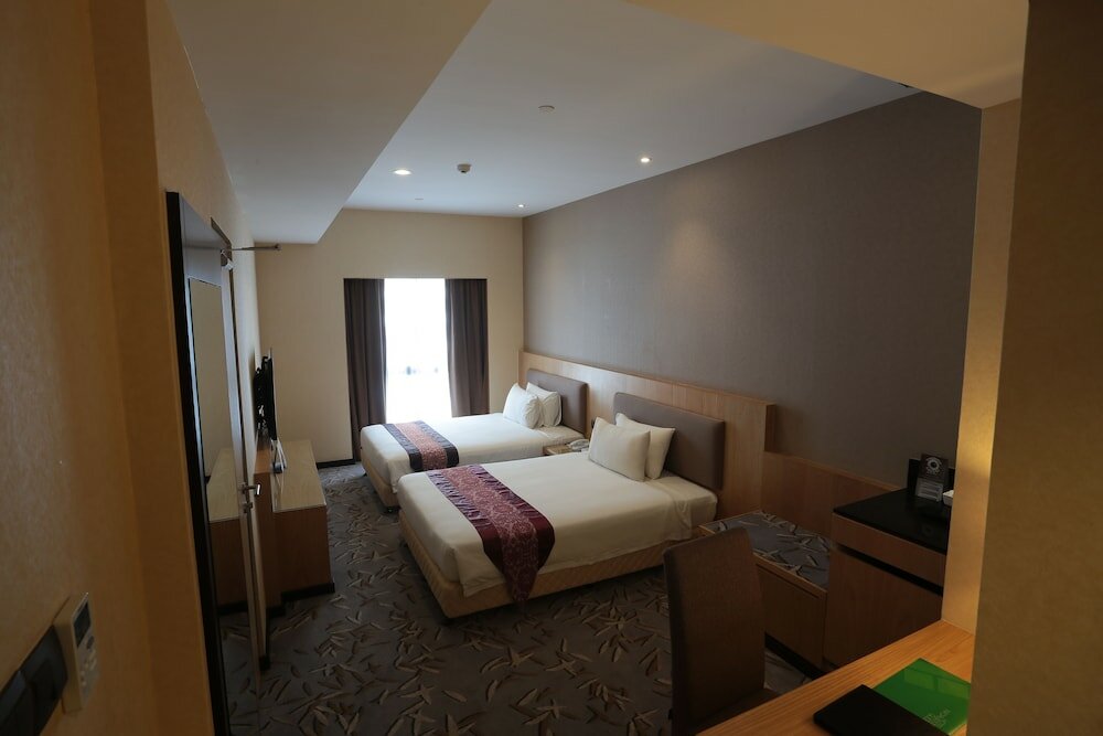 Фото Imperial Riverbank Hotel Kuching