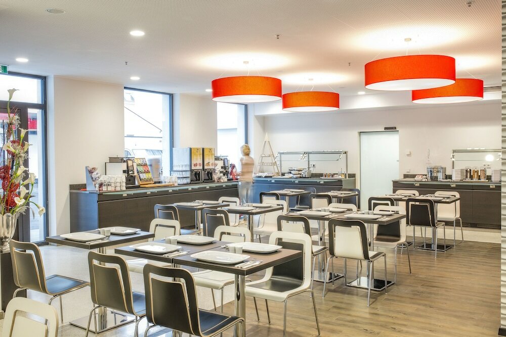 Фото Leonardo Boutique Hotel Linz City Center