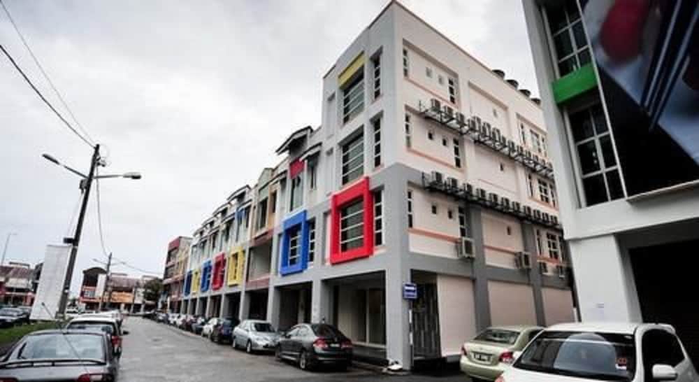 Фото Station Eight Inn