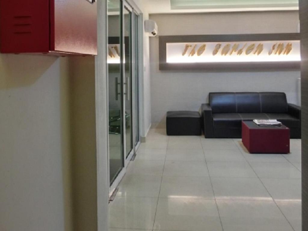 Фото The Garden Inn