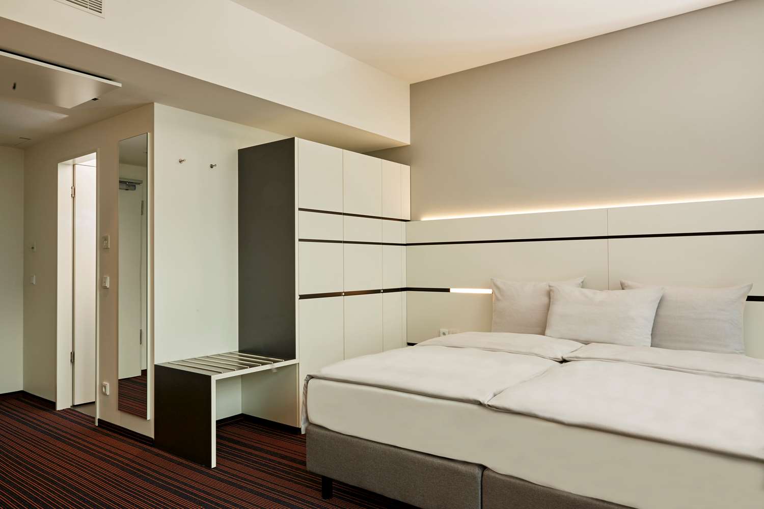 Фото Hyperion Hotel