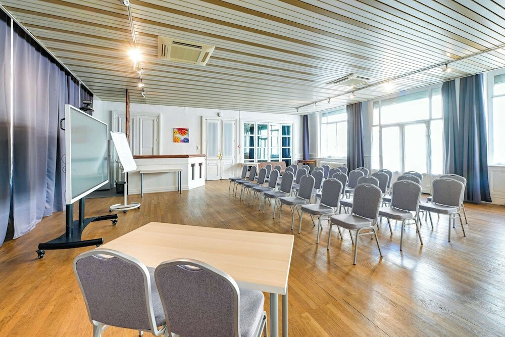 Фото Brit Hotel - Le Grand Hotel