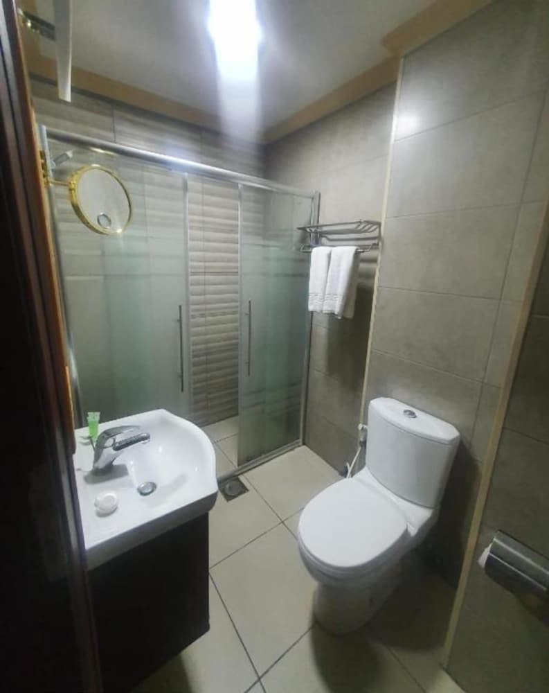 Фото Amman Orchid Hotel