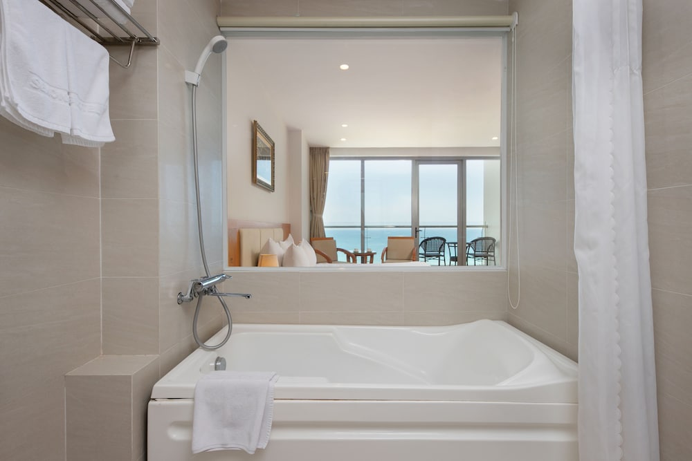 Фото Sekong Hotel Danang