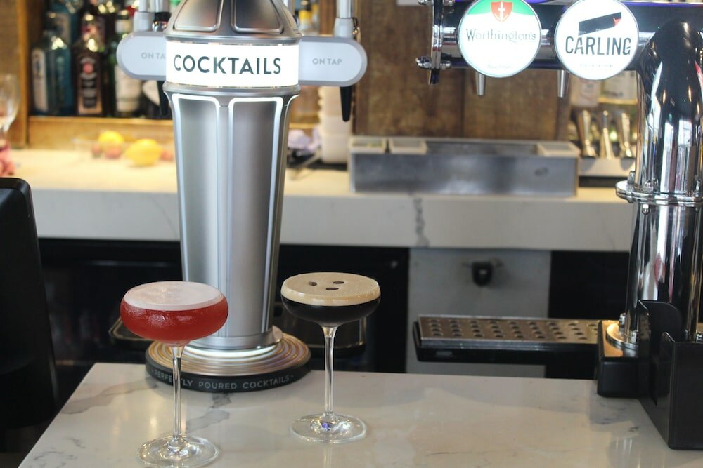 Фото The Mitre Hotel