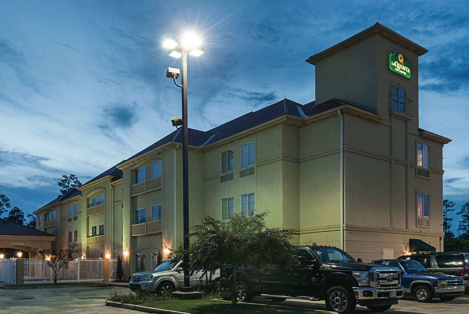 Фото La Quinta Inn & Suites by Wyndham Slidell - North Shore Area