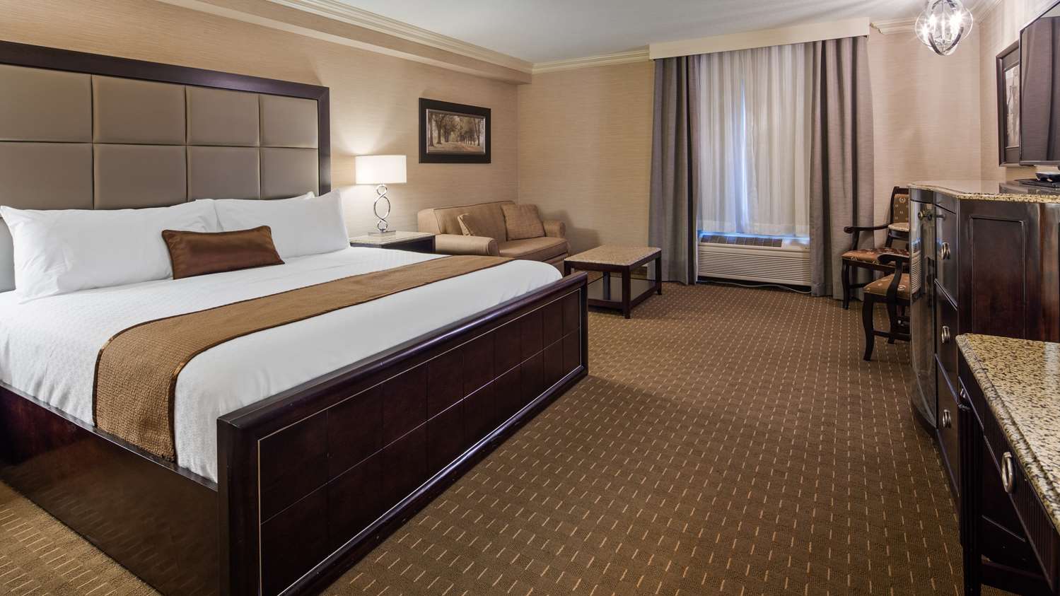 Фото Best Western Plus The Arden Park Hotel