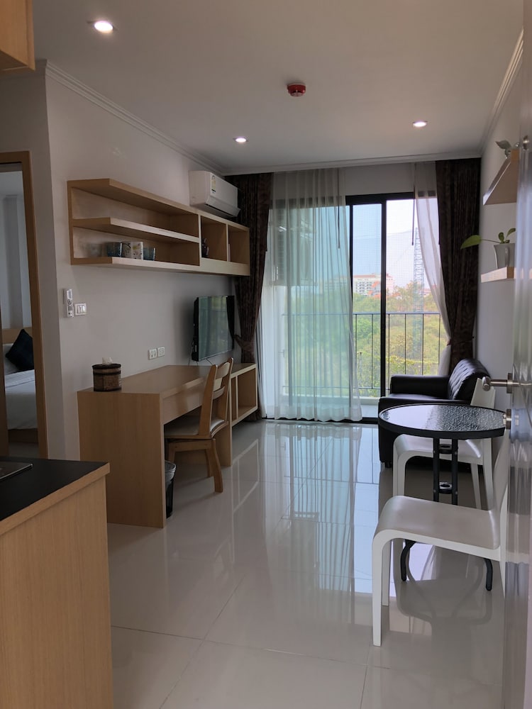 Фото Diana Garden Resort