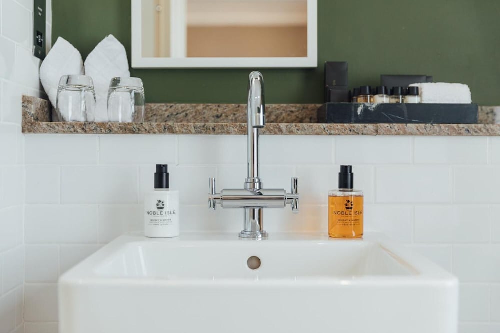 Фото The Woburn Hotel