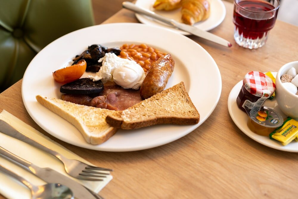 Фото The Esplanade Hotel