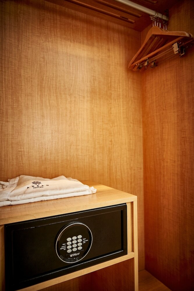 Фото Arban Hotel