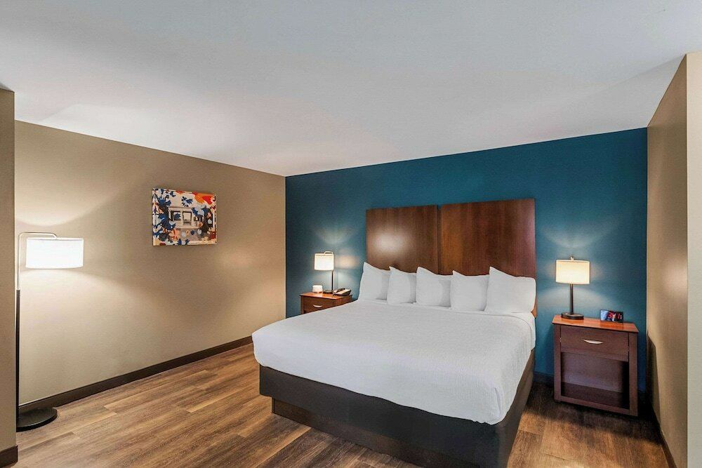 Фото The Hotel Saratoga, Ascend Hotel Collection