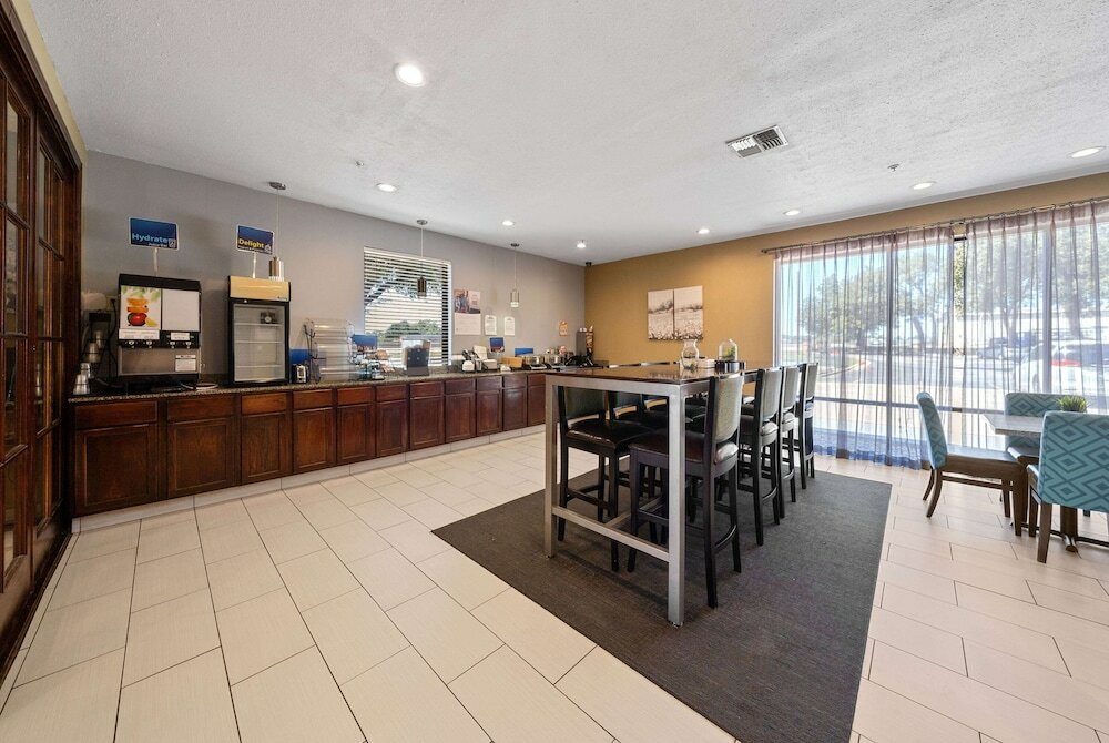 Фото Best Western- Round Rock