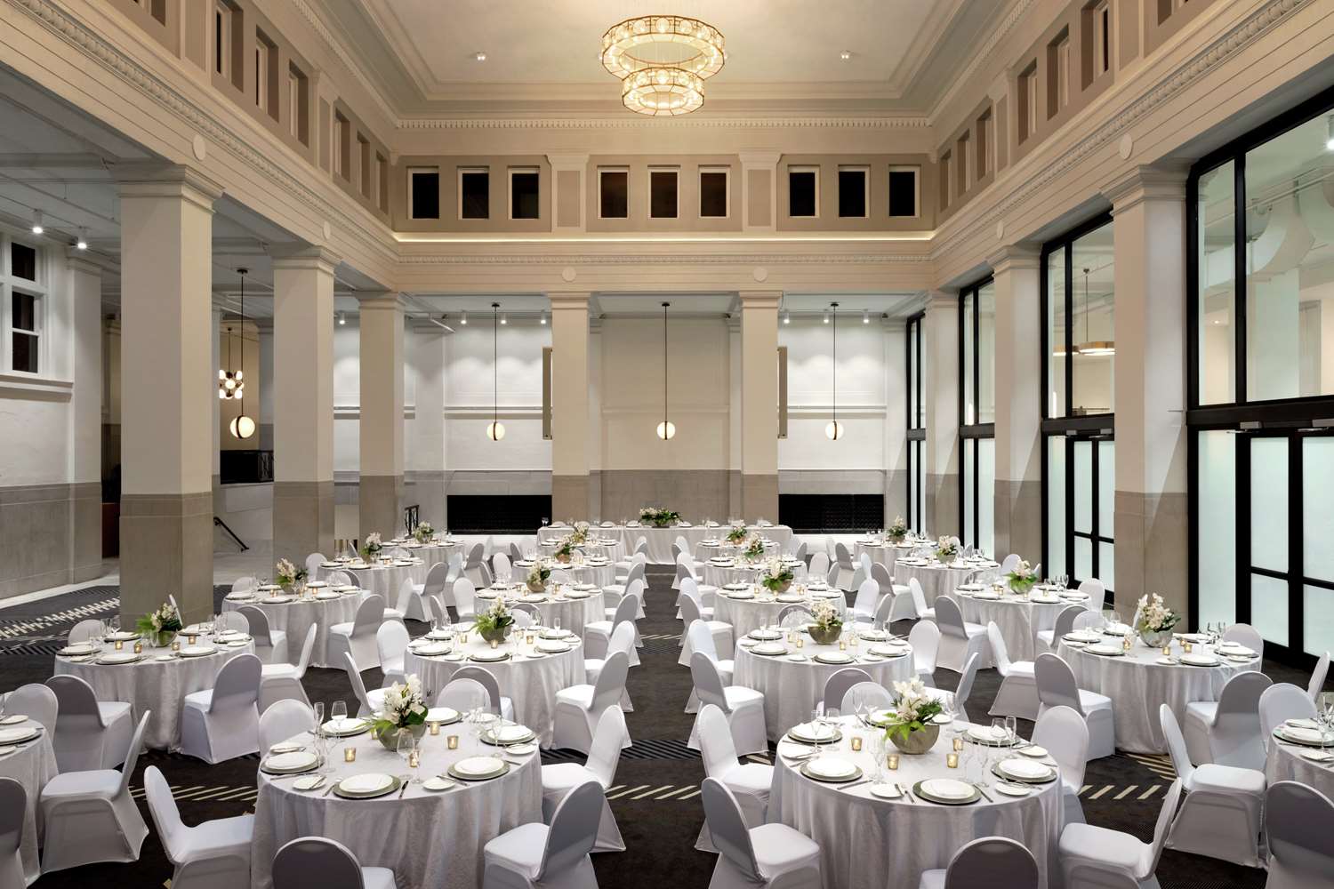 Фото The Central Station Memphis, Curio Collection by Hilton