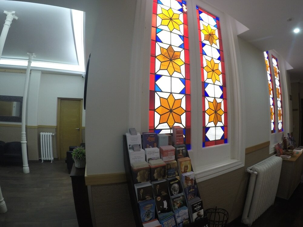 Фото Hostal El Pilar