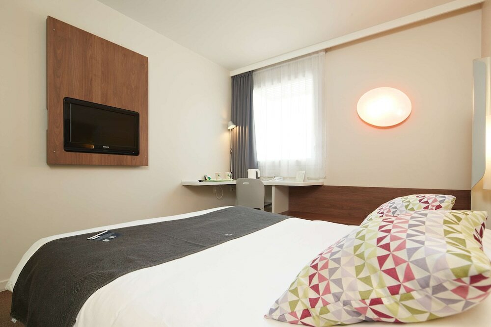 Фото Campanile Nantes Centre - Saint Jacques