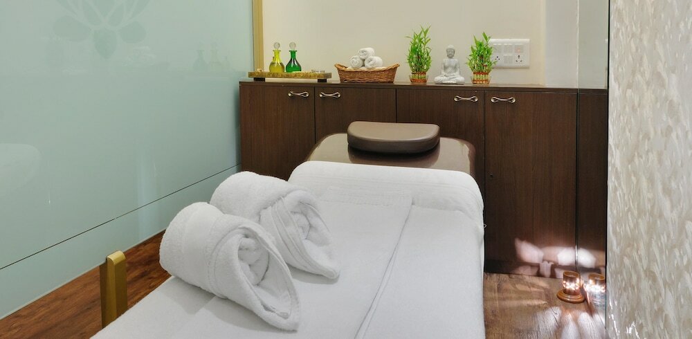 Фото Hotel Regal Enclave