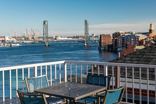 Внешний вид отеля Sheraton Portsmouth Harborside Hotel в Портсмуте, фото 4