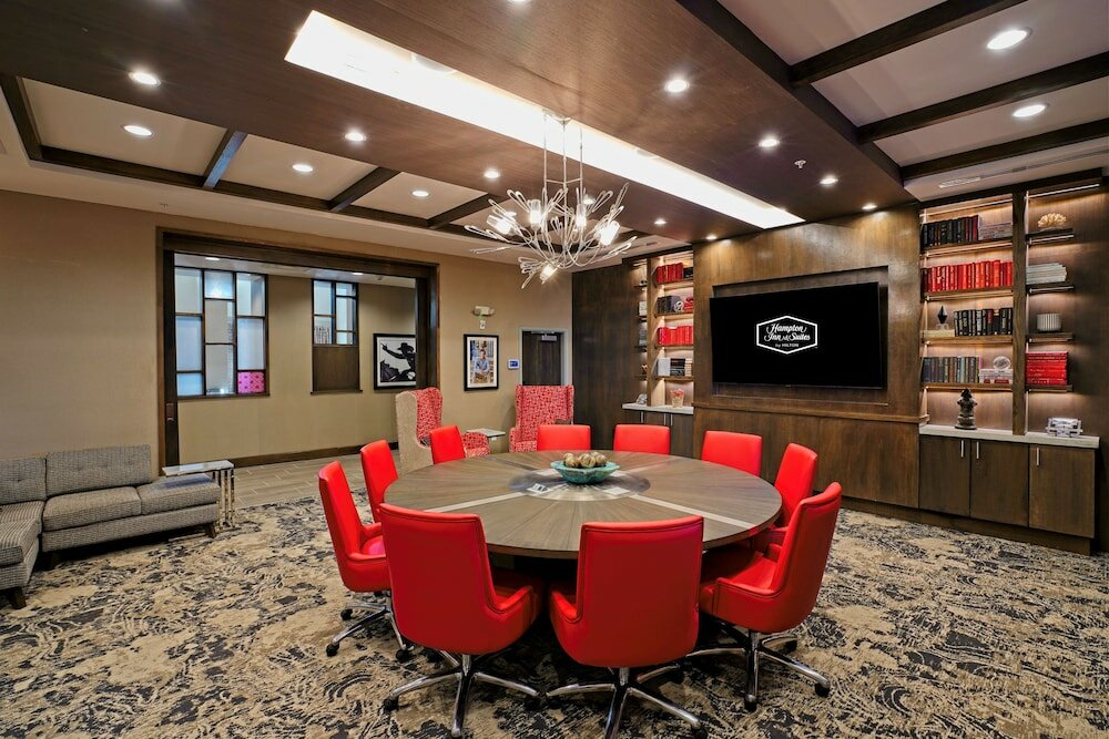 Фото Hampton Inn & Suites Lubbock University