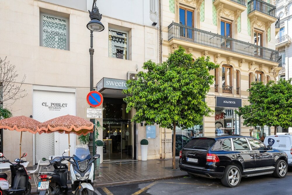 Фото Sweet Hotel Continental