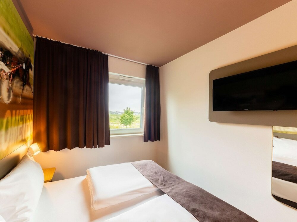 Фото B&b Hotel Mönchengladbach