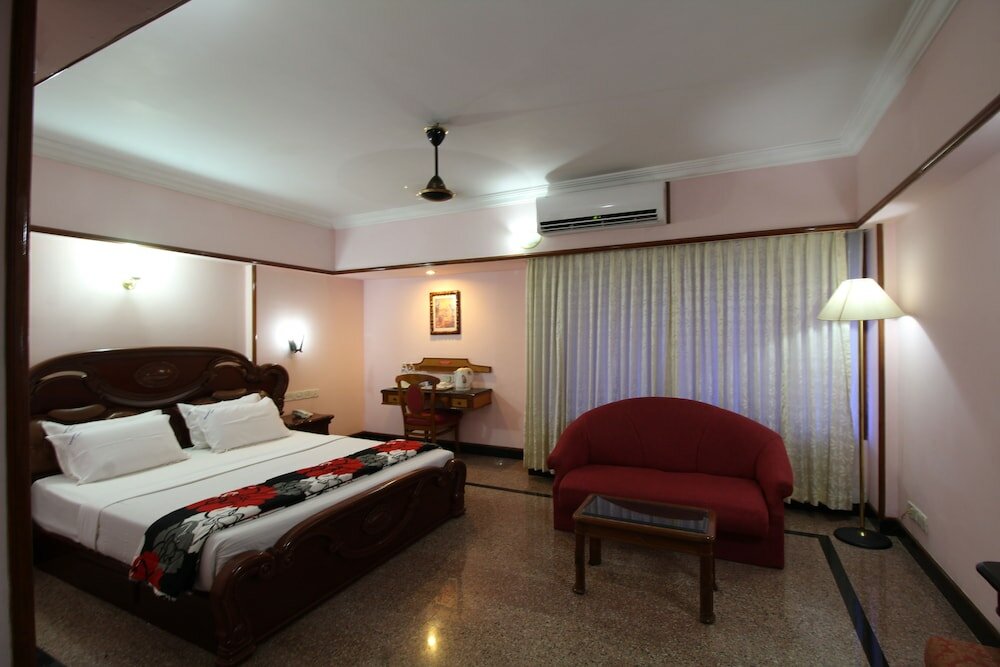 Фото Mayura Residency