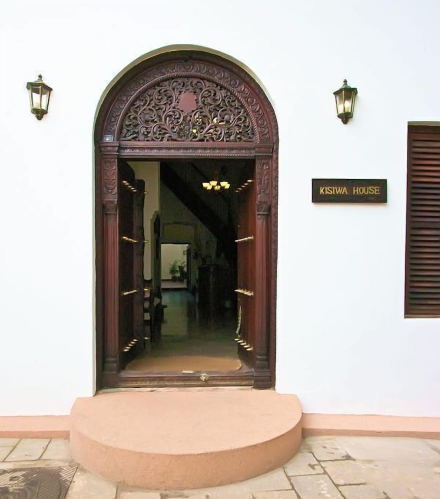 Фото Kisiwa House