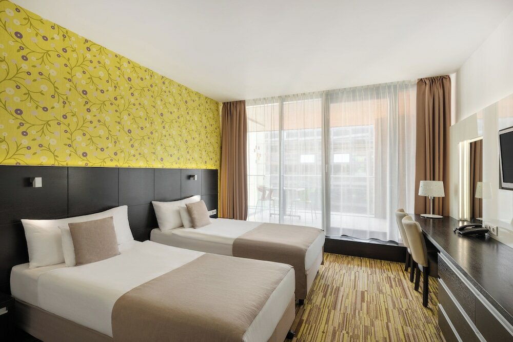 Фото отеля 3