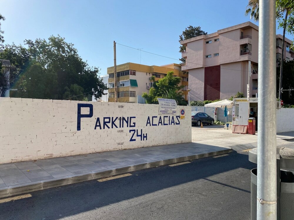 Фото Hostal Moscatel