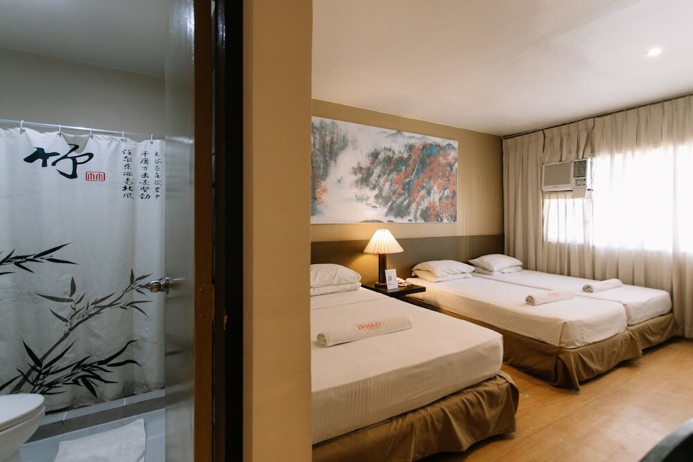 Фото Dynasty Tourist Inn