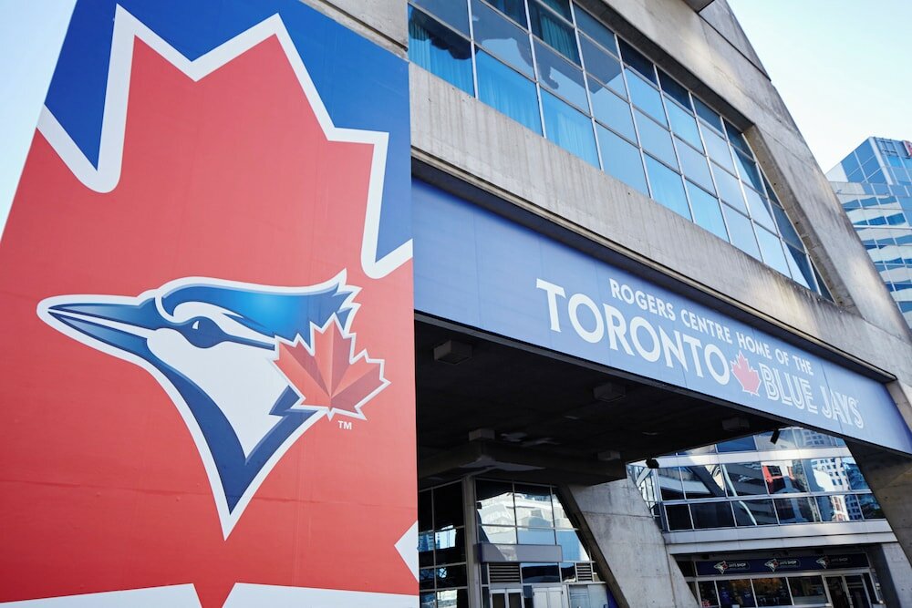 Фото Holiday Inn Toronto International Airport