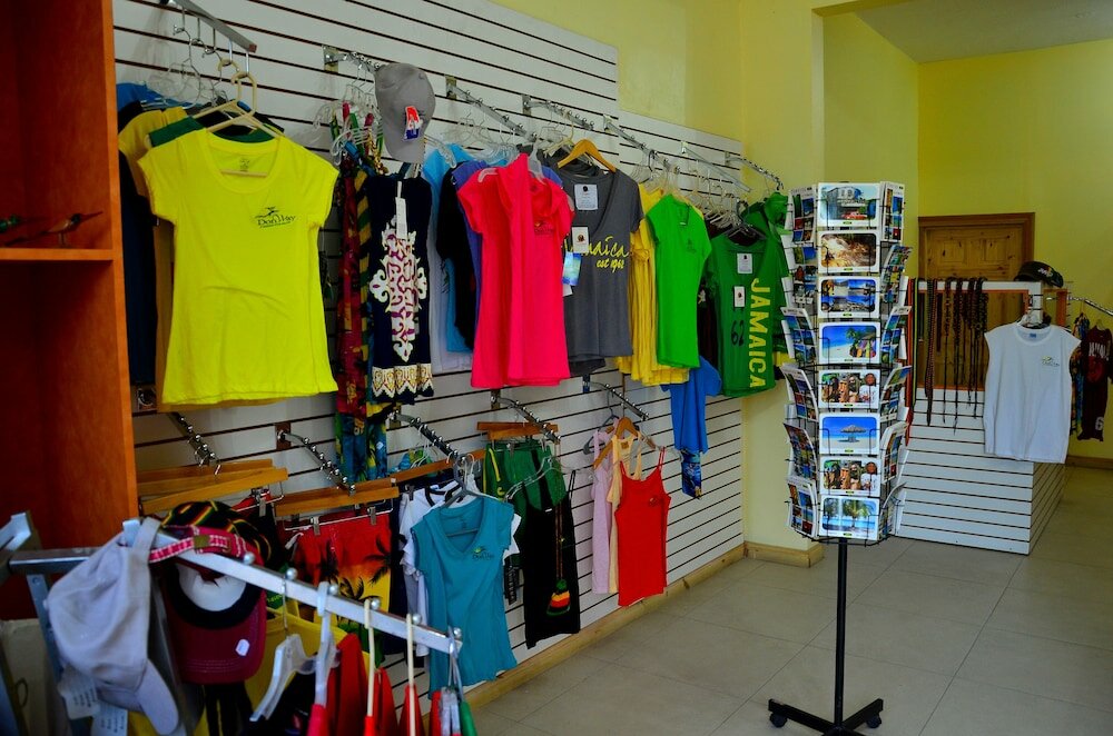 Фото Donway, A Jamaican Style Village