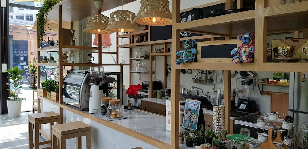 Фото Baan Suwantawe Hotel Apartment