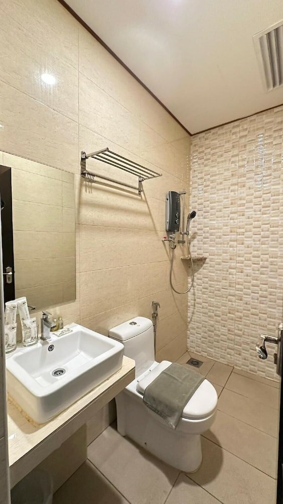 Фото 1 Million Hotel