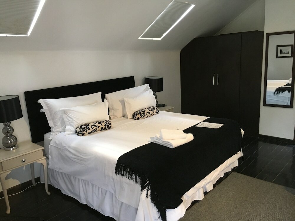 Фото Melville Turret Guesthouse