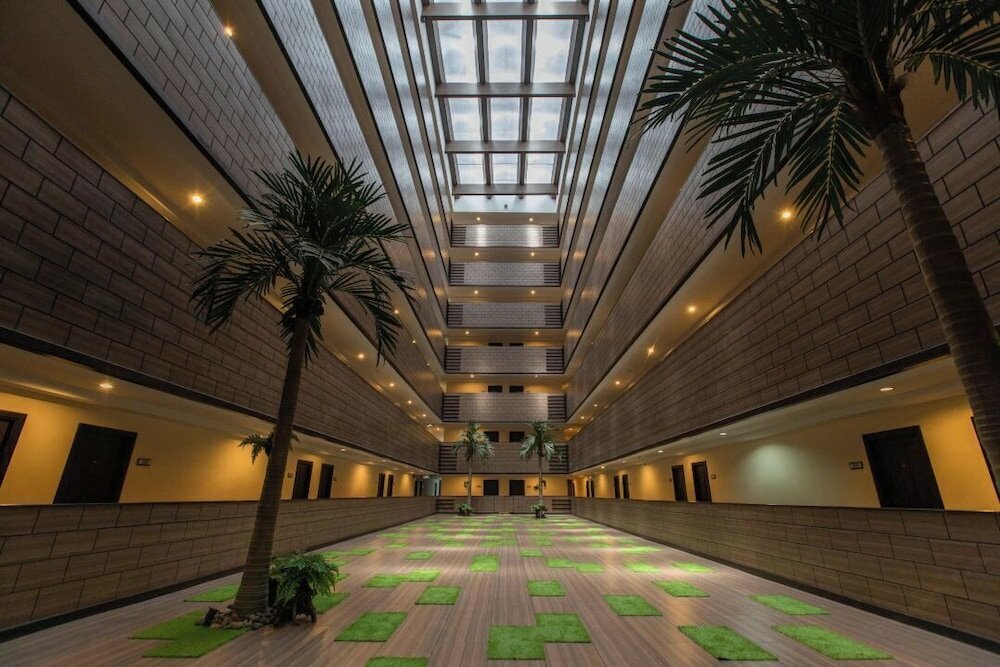 Фото The Grand Day Night